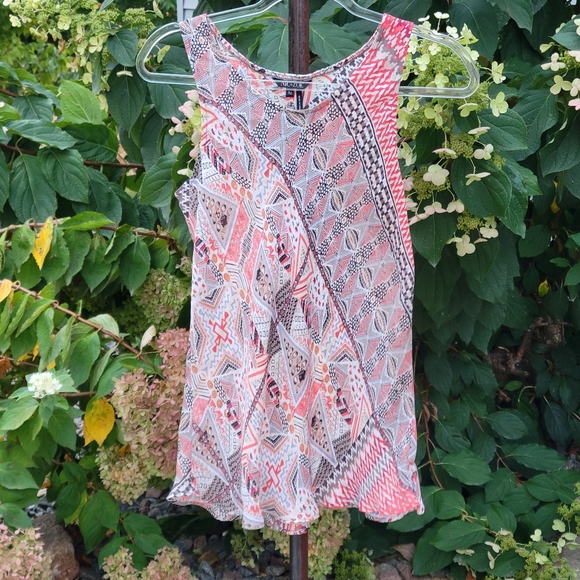NIC & ZOE pink geometric print flowy tank size M - Picture 1 of 12